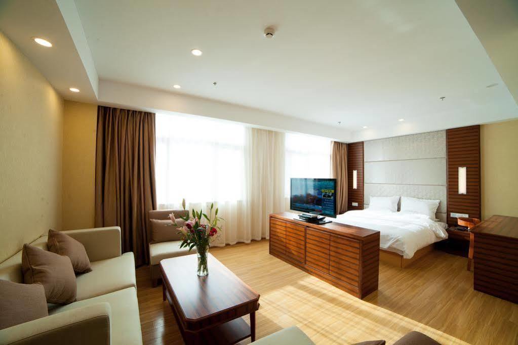 Starway Hotel Qidong Jianghai Middle Road 外观 照片